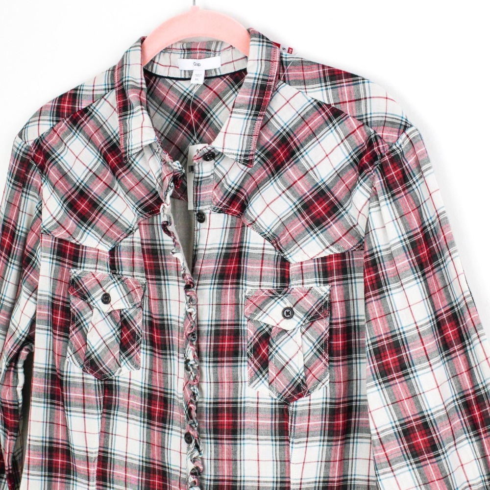 GAP Gauzy Lightweight Plaid Button Down Shirt - Picture 3 of 8